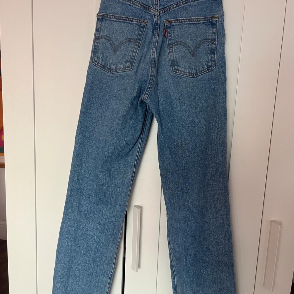 Jean - Picture 4 of 5